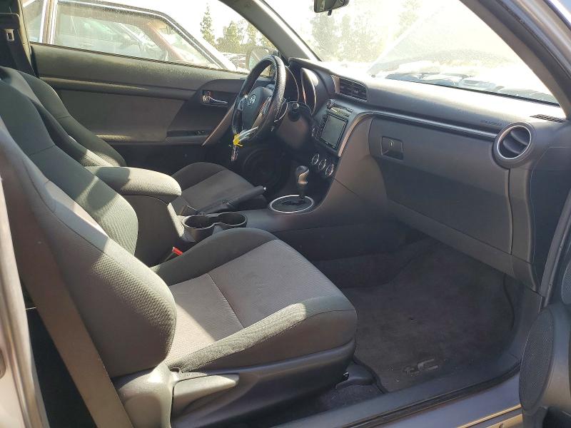 Photo 8 from auction – 2016 TOYOTA SCION TC with VIN JTKJF5C72GJ024774
