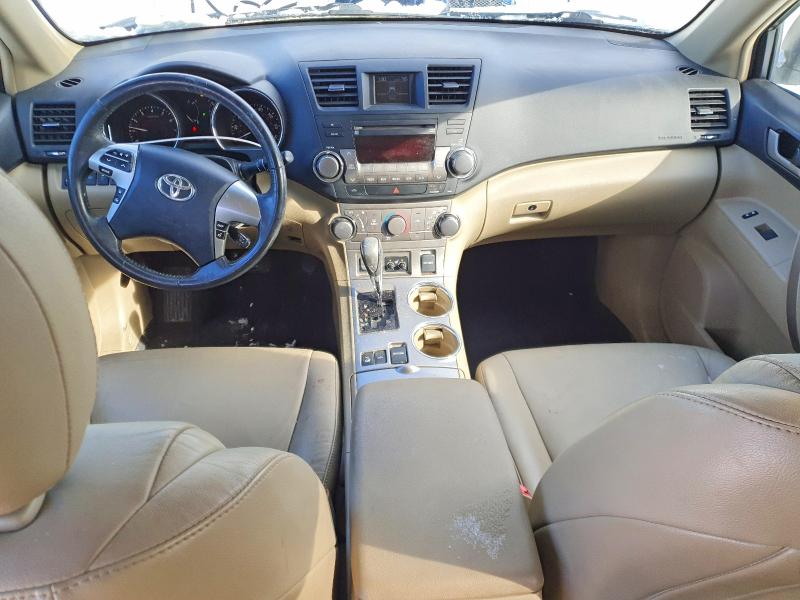 Photo 8 from auction – 2011 TOYOTA HIGHLANDER with VIN 5TDBK3EH8BS081509