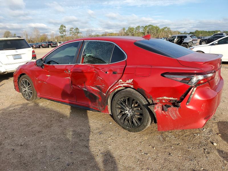 Photo 2 from auction – 2022 TOYOTA CAMRY with VIN 4T1G11AK0NU011044