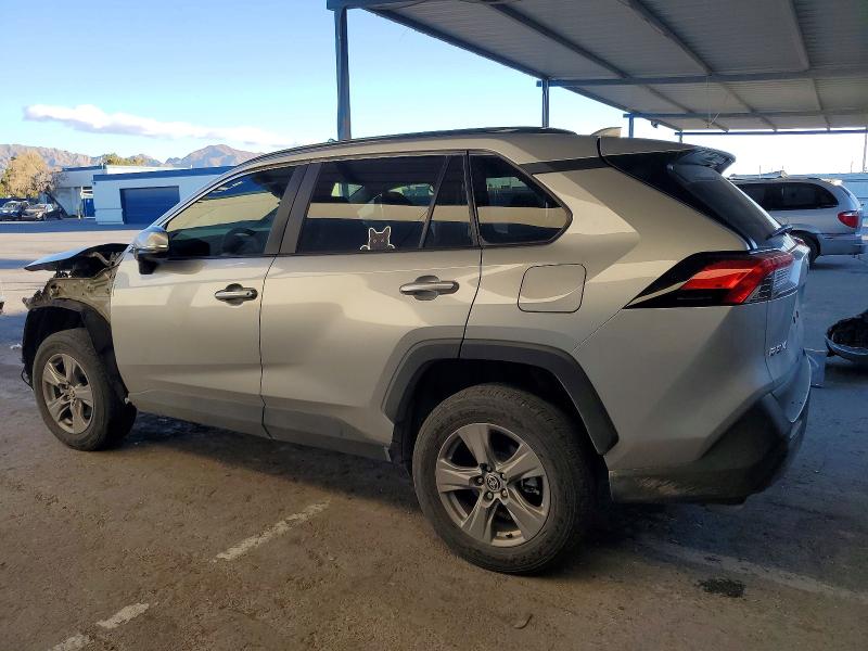 Photo 2 from auction – 2023 TOYOTA RAV4 with VIN 2T3P1RFV5PW398654