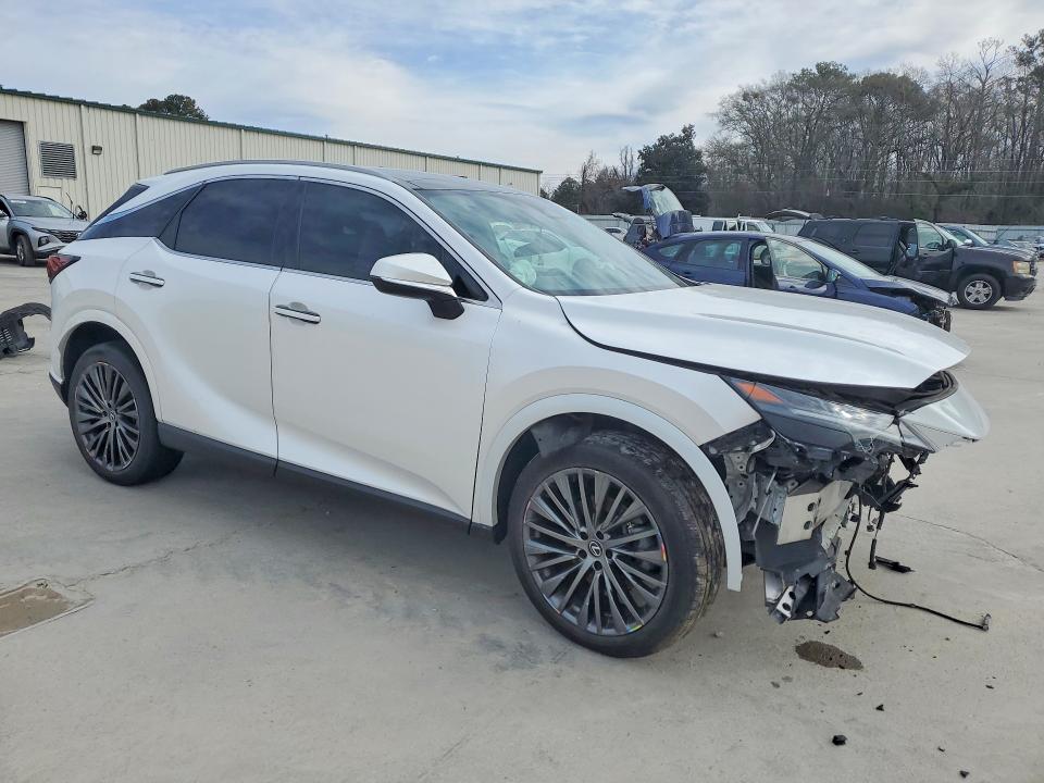 Photo 4 from auction – 2023 LEXUS RX 350H with VIN 2T2BBMCA2PC015366