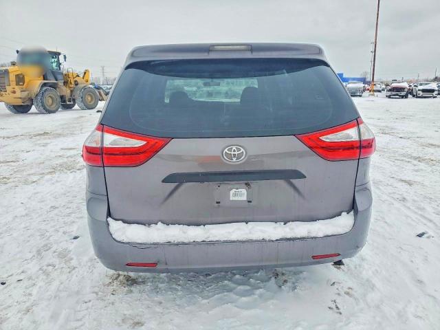 Photo 6 from auction – 2016 TOYOTA SIENNA with VIN 5TDZK3DC9GS750186
