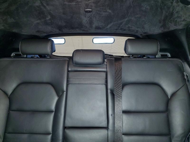 Photo 10 from auction – 2017 INFINITI QX30 BASE with VIN SJKCH5CR4HA034538