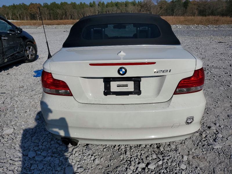 Photo 6 from auction – 2009 BMW 128 I with VIN WBAUL73559VJ75382