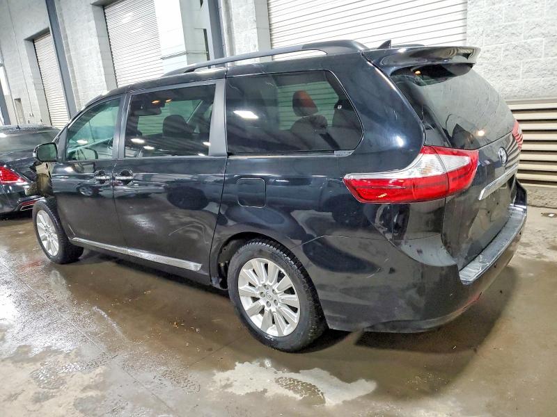 Photo 2 from auction – 2016 TOYOTA SIENNA XLE with VIN 5TDDK3DC1GS137800