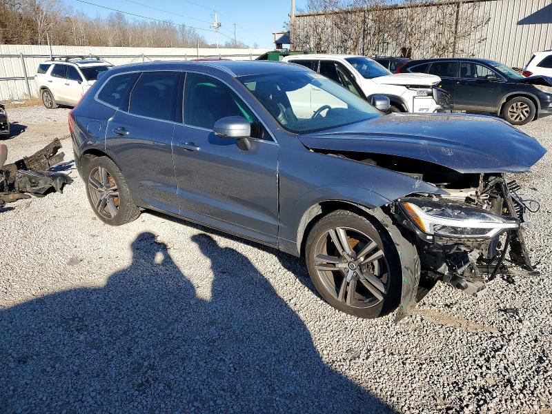 Photo 4 from auction – 2019 VOLVO XC60 T5 with VIN LYV102DK8KB205678