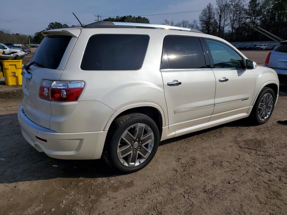Photo 3 from auction – 2012 GMC ACADIA with VIN 1GKKRTED8CJ347302