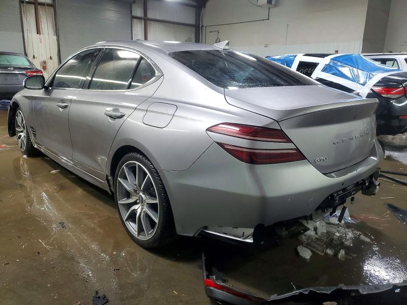 Photo 2 from auction – 2022 GENESIS G70 BASE with VIN KMTG34TA5NU102445
