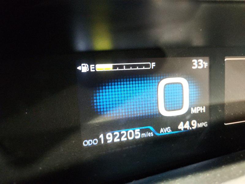Photo 9 from auction – 2016 TOYOTA PRIUS with VIN JTDKARFU1G3026085