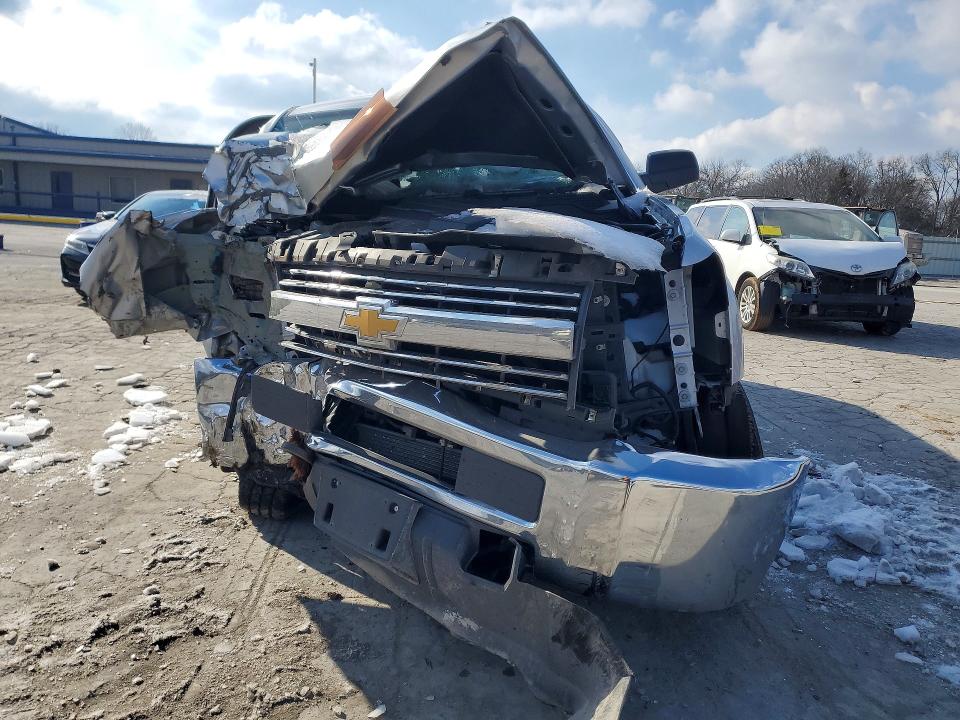Photo 5 from auction – 2015 CHEVROLET SILVERADO with VIN 1GC1CUEG7FF164778