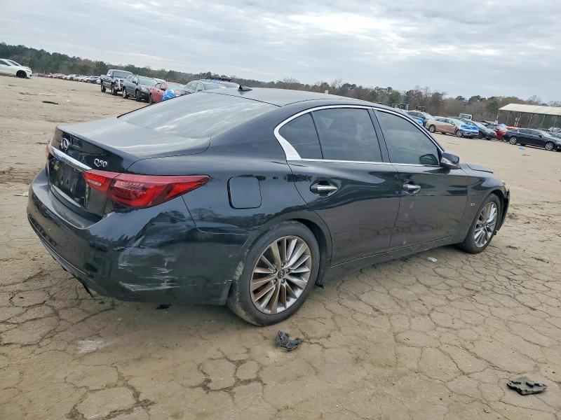 Photo 3 from auction – 2018 INFINITY Q50 with VIN JN1EV7AP8JM355278