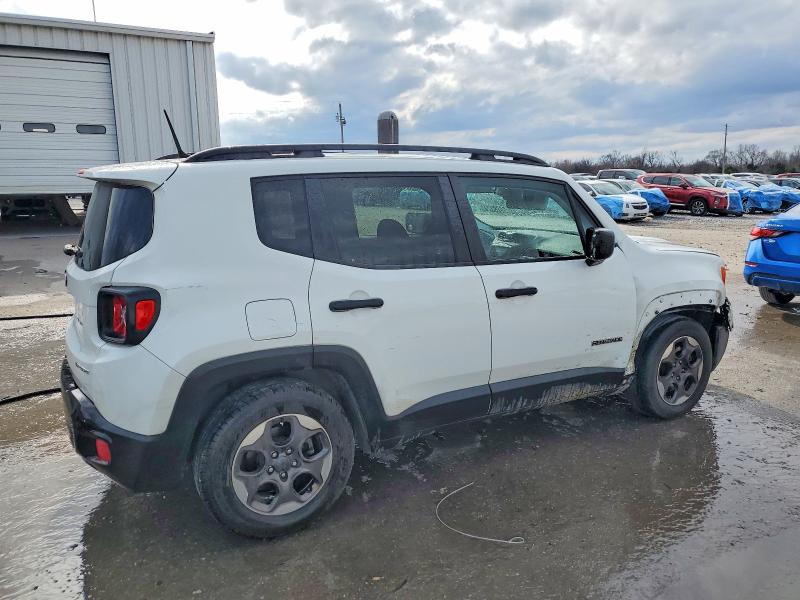 Photo 3 from auction – 2017 JEEP RENEGADE S with VIN ZACCJAAB6HPF57338