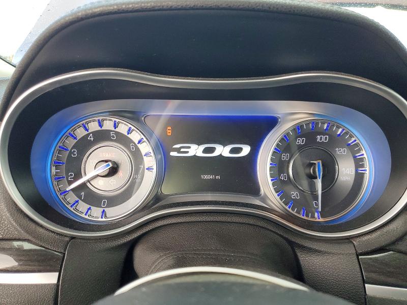 Photo 9 from auction – 2018 CHRYSLER 300 TOURIN with VIN 2C3CCARG6JH160895
