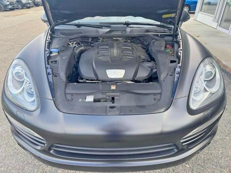 Photo 7 from auction – 2013 PORSCHE CAYENNE with VIN WP1AF2A23DLA34855