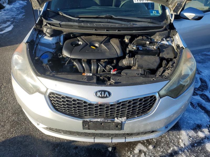 Photo 11 from auction – 2016 KIA FORTE LX with VIN KNAFK5A82G5576446