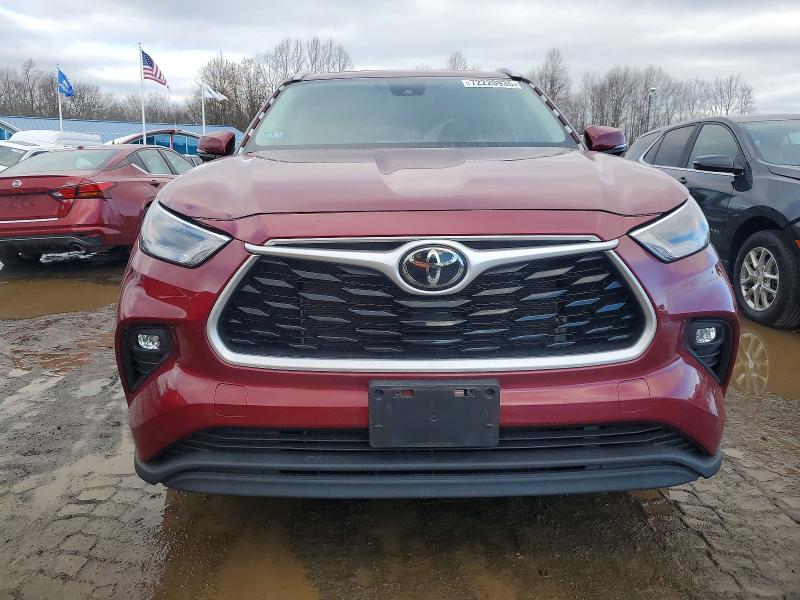 Photo 5 from auction – 2022 TOYOTA HIGHLANDER with VIN 5TDGZRBH2NS579296