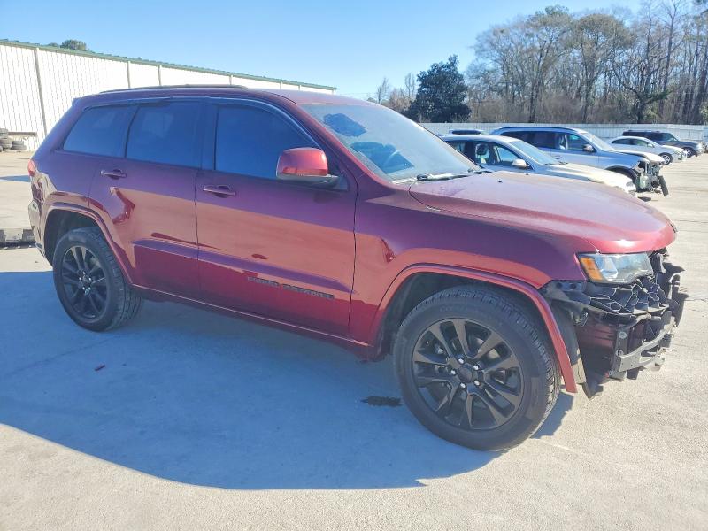 Photo 4 from auction – 2017 JEEP GRAND CHER with VIN 1C4RJFAG9HC865255