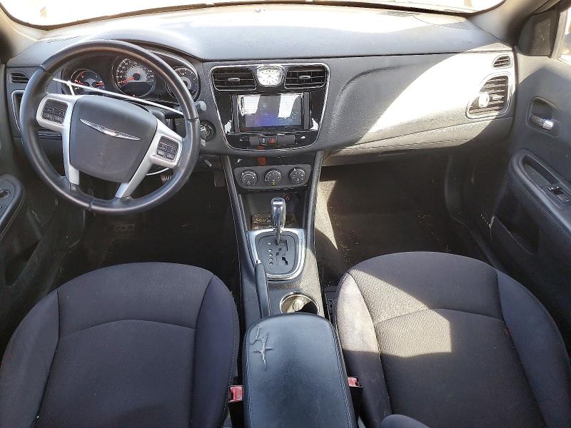 Photo 8 from auction – 2013 CHRYSLER 200 TOURIN with VIN 1C3CCBBB2DN569878