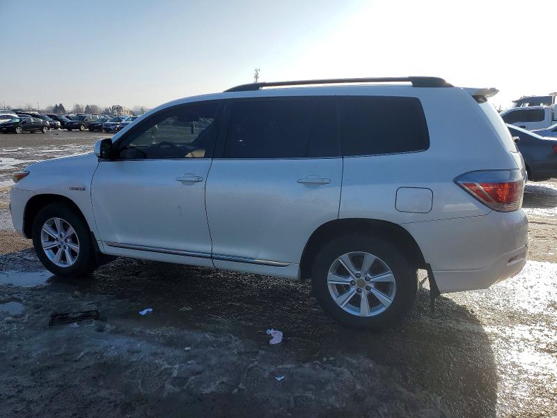 Photo 2 from auction – 2013 TOYOTA HIGHLANDER with VIN JTEBC3EH2D2011801