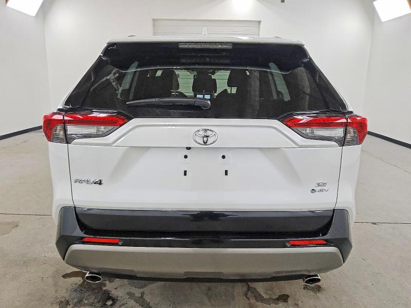 Photo 6 from auction – 2025 TOYOTA RAV4 SE with VIN JTM16RFV5SJ083822