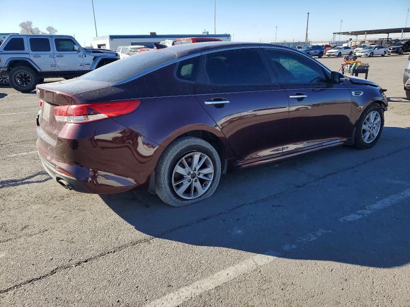 Photo 3 from auction – 2018 KIA OPTIMA LX with VIN 5XXGT4L32JG249368