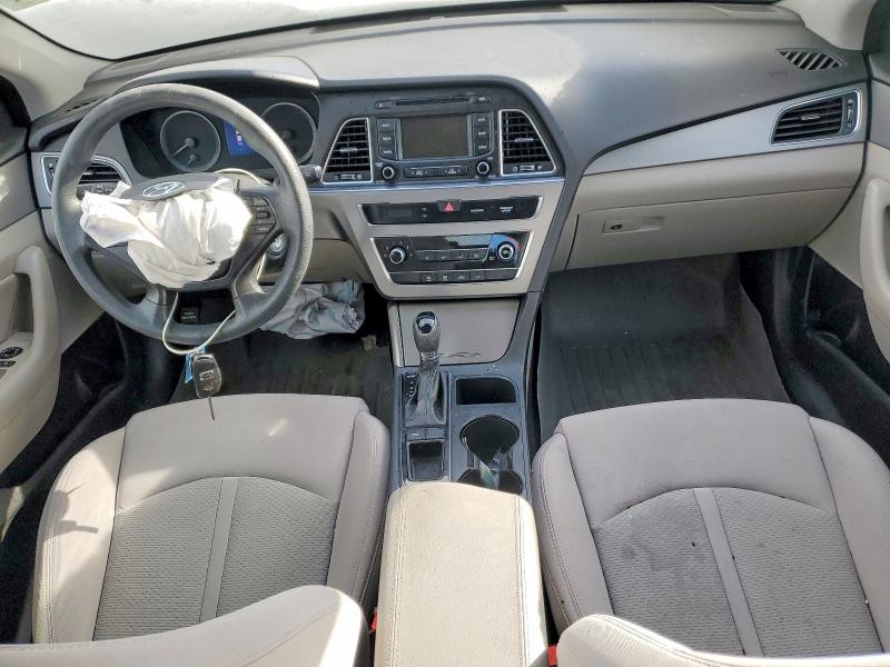 Photo 8 from auction – 2015 HYUNDAI SONATA SE with VIN 5NPE24AF3FH214048