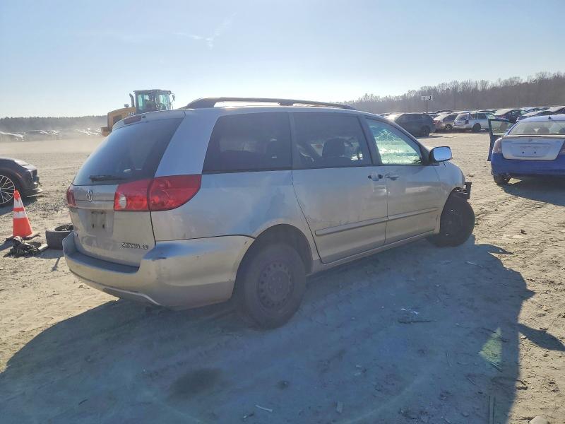Photo 3 from auction – 2006 TOYOTA SIENNA CE with VIN 5TDZA23C36S459101
