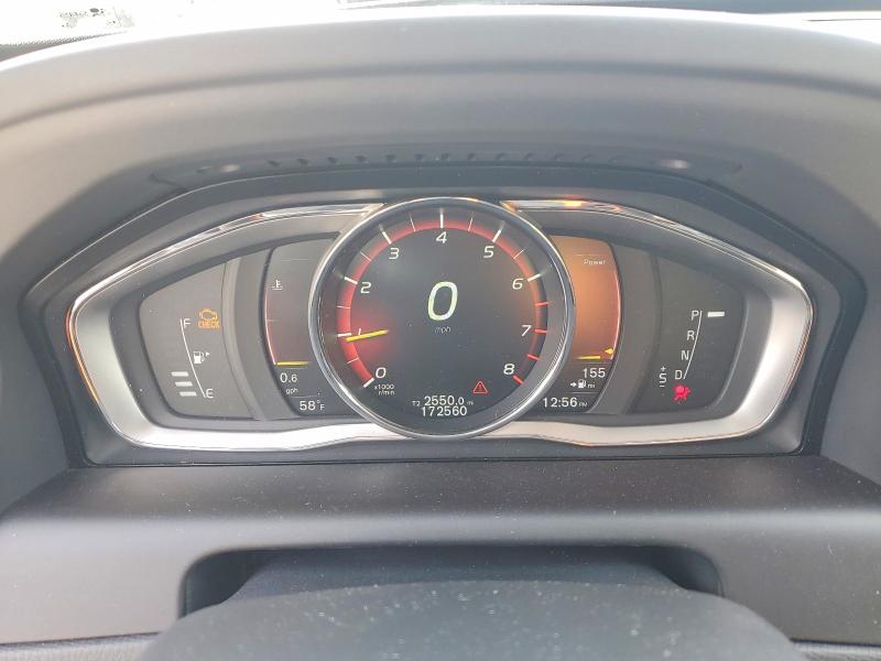 Photo 9 from auction – 2017 VOLVO XC60 T5 IN with VIN YV440MDU0H2018677