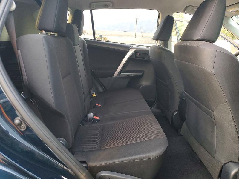 Photo 11 from auction – 2018 TOYOTA RAV4 with VIN JTMZFREV9JJ724697