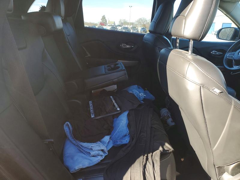 Photo 11 from auction – 2018 JEEP CHEROKEE with VIN 1C4PJLDB5JD518320