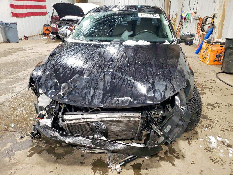 Photo 5 from auction – 2017 VOLKSWAGEN JETTA with VIN 3VWDB7AJ0HM293528