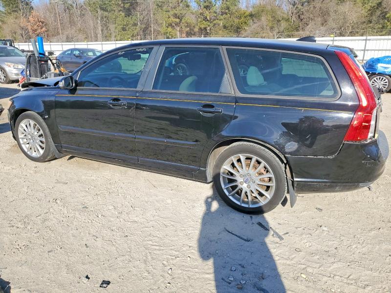 Photo 2 from auction – 2009 VOLVO V50 2.4I with VIN YV1MW390592483422