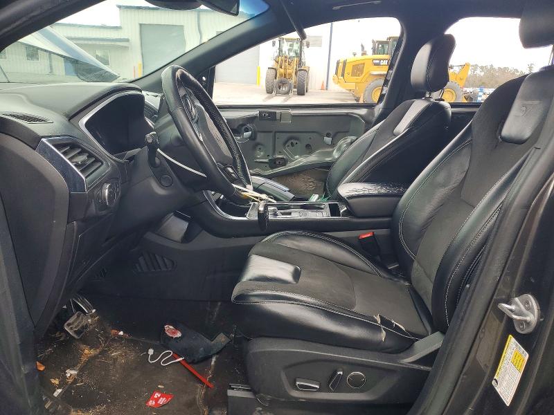 Photo 7 from auction – 2019 FORD EDGE ST with VIN 2FMPK4AP0KBB40168
