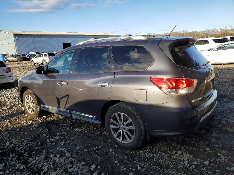 Photo 2 from auction – 2014 NISSAN PATHFINDER with VIN 5N1AR2MM2EC678866