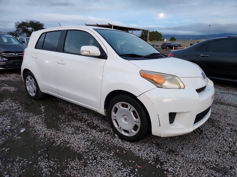 Photo 4 from auction – 2014 TOYOTA SCION XD with VIN JTKKUPB43E1042453