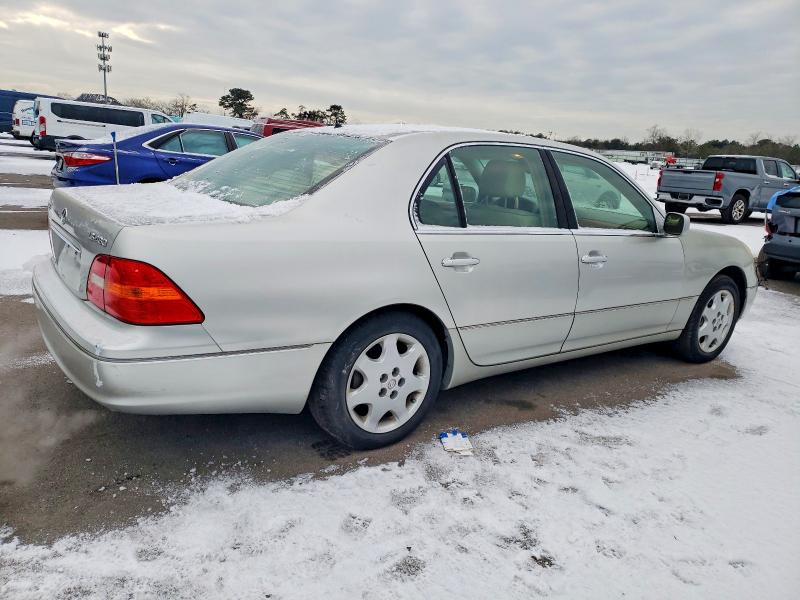 Photo 3 from auction – 2001 LEXUS LS 430 with VIN JTHBN30F110044475