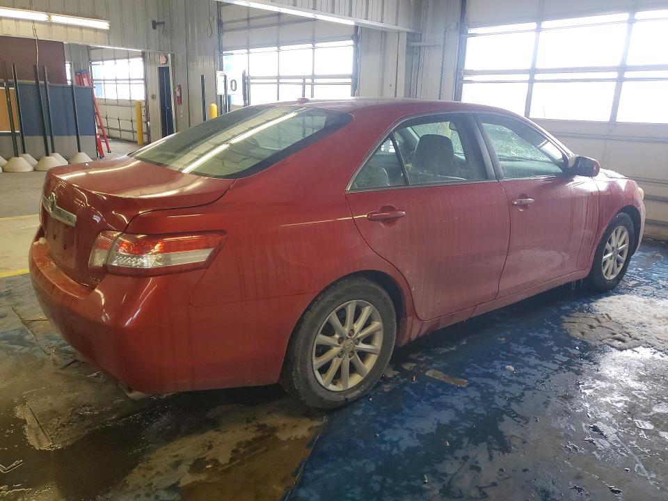 Photo 3 from auction – 2010 TOYOTA CAMRY with VIN 4T4BF3EK7AR075423
