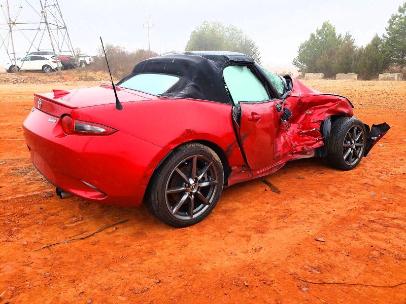 Photo 3 from auction – 2017 MAZDA MX-5 MIATA with VIN JM1NDAD79H0124805