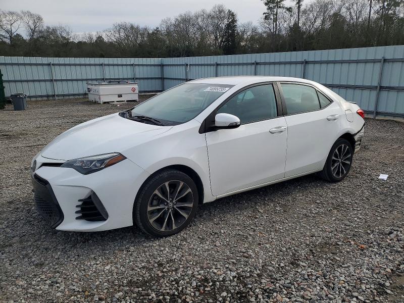 TOYOTA COROLLA L 2018 with VIN 5YFBURHE1JP800332 - Photo from auction