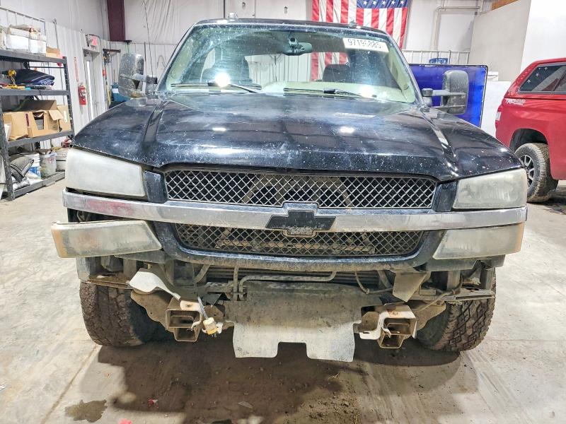 Photo 5 from auction – 2002 CHEVROLET SILVERADO with VIN 1GCHK23152F166656