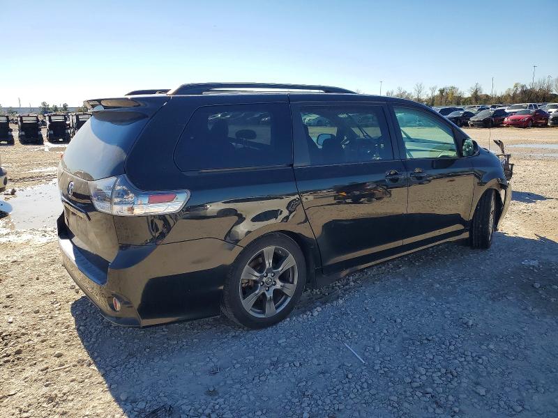 Photo 3 from auction – 2011 TOYOTA SIENNA SPO with VIN 5TDXK3DC2BS137357