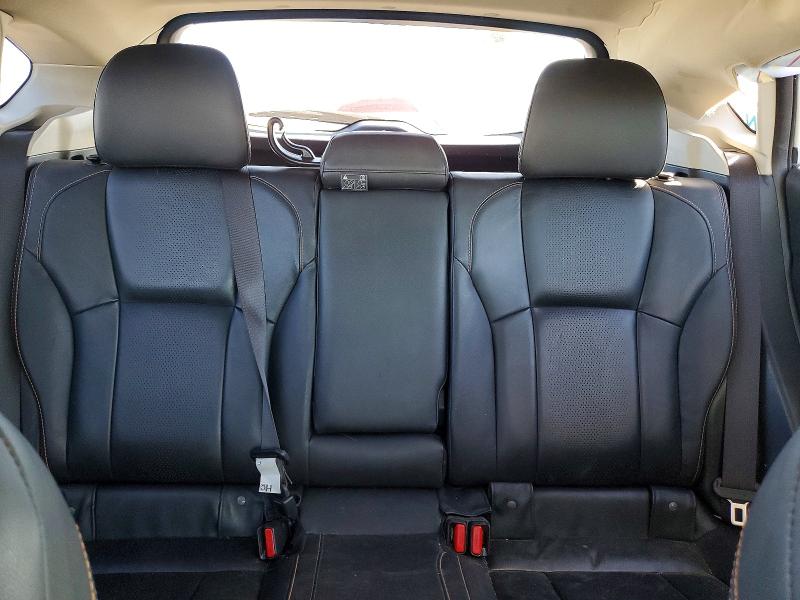 Photo 10 from auction – 2018 SUBARU CROSSTREK with VIN JF2GTAMC6JH218691