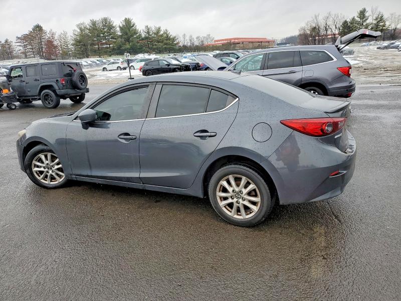 Photo 2 from auction – 2015 MAZDA 3 TOURING with VIN 3MZBM1V79FM155125