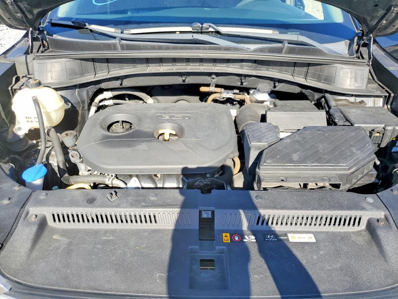 Photo 12 from auction – 2017 HYUNDAI TUCSON SE with VIN KM8J23A46HU330369