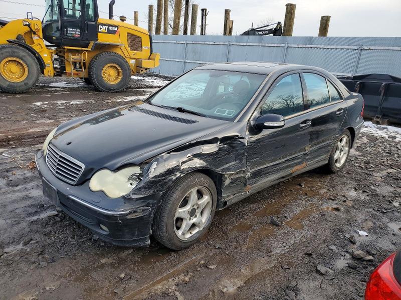 MERCEDES-BENZ C 320 2002 with VIN WDBRF64J02F238182 - Photo from auction