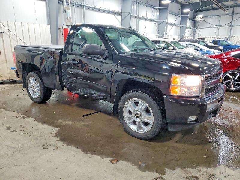 Photo 4 from auction – 2011 CHEVROLET SILVERADO with VIN 1GCNKSE05BZ334270