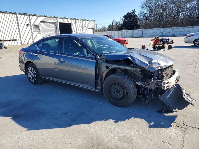 Photo 4 from auction – 2022 NISSAN ALTIMA with VIN 1N4BL4BV2NN366932