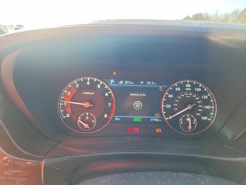 Photo 9 from auction – 2019 GENESIS G90 with VIN KMTF34JA9KU058637