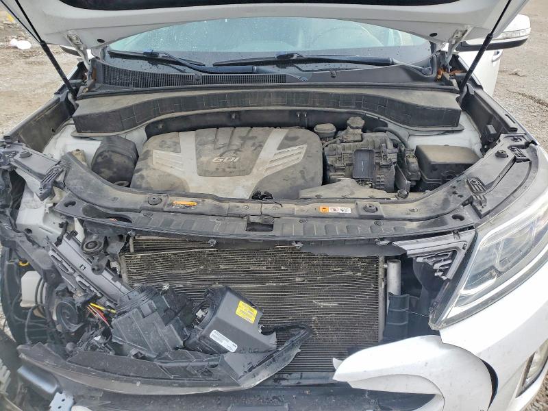 Photo 12 from auction – 2015 KIA SORENTO SX with VIN 5XYKWDA71FG568416