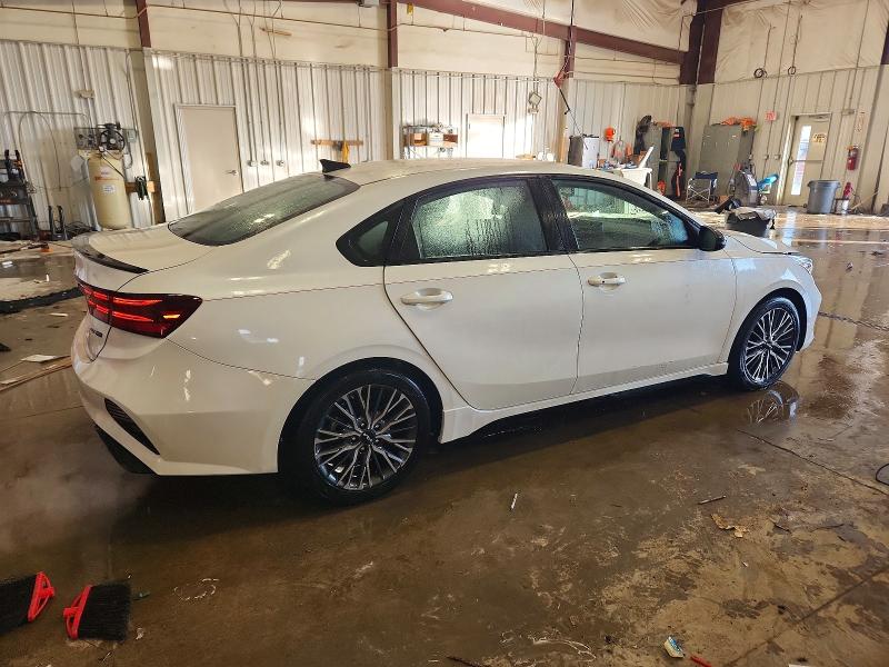 Photo 3 from auction – 2023 KIA FORTE with VIN 3KPF54AD8PE598151